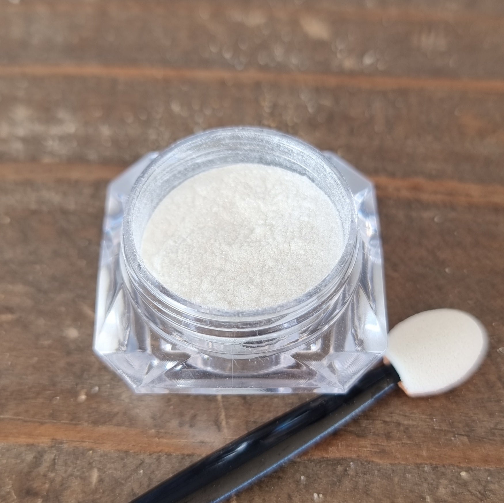 Glazed Donut Nails Chrome Powder Adiption